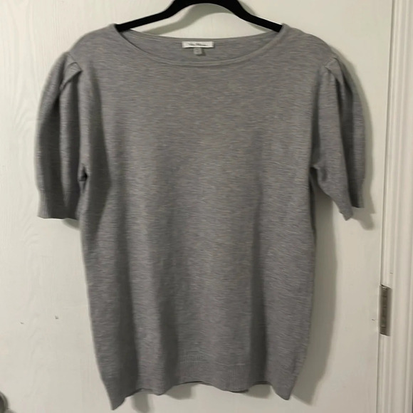 Vila Milano soft sweater tee gray with cape sleeves size large - Picture 1 of 4